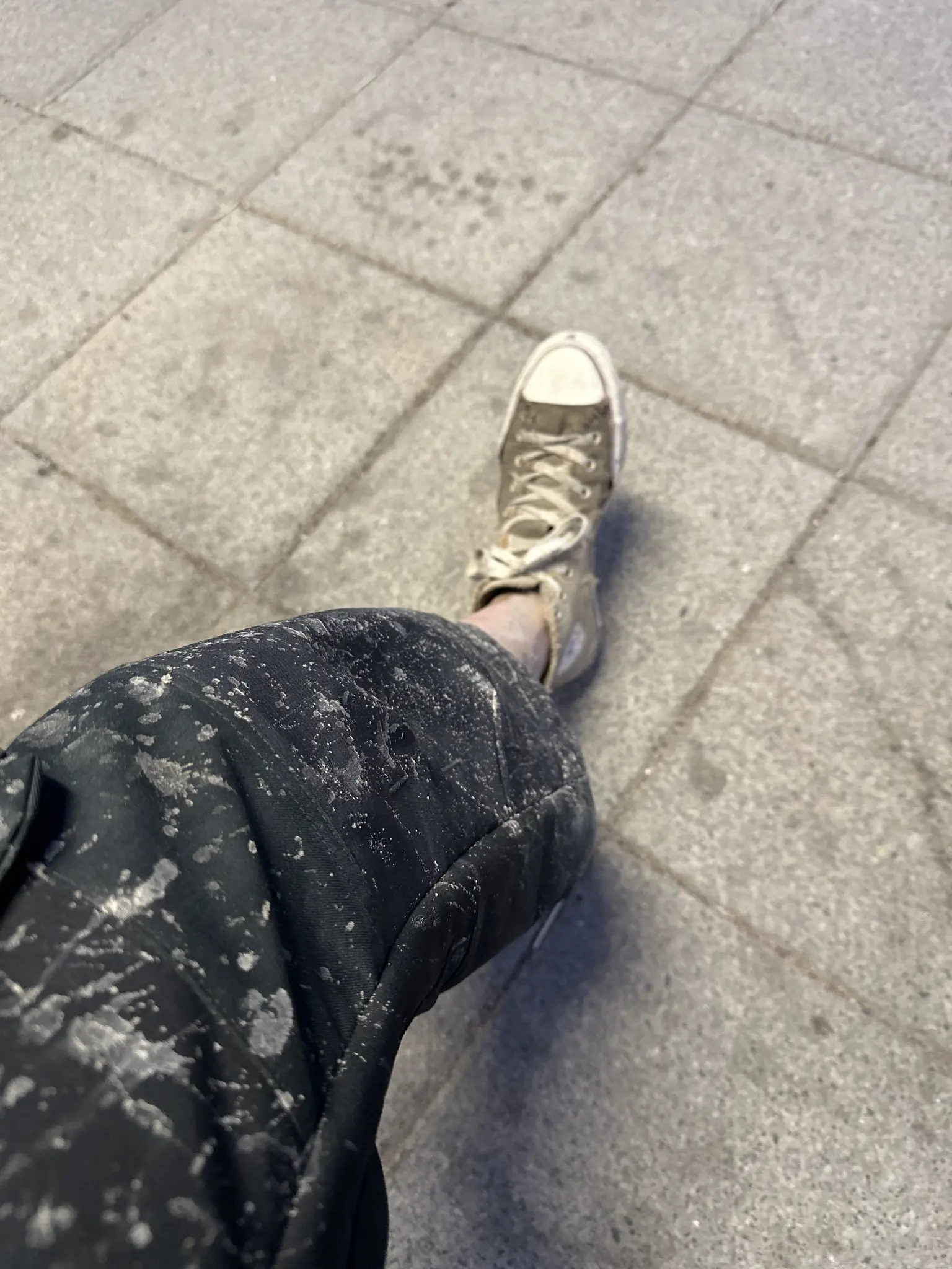 kuvassa rapainen jalka #tuska2025 3. päivän jäljiltä